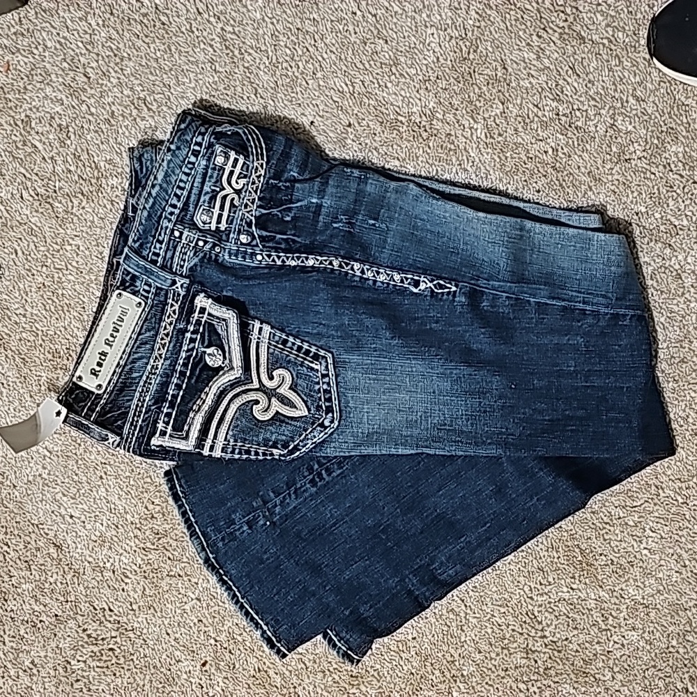 ROCK REVIVAL JEANS